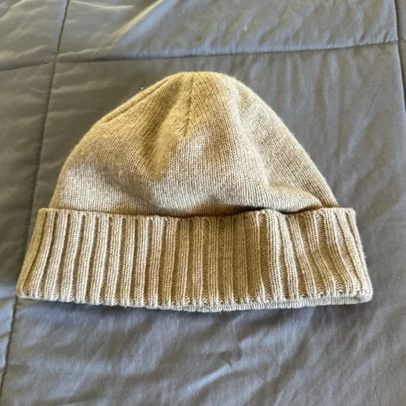 Patagonia Tan Beanie - Picture 3 of 5